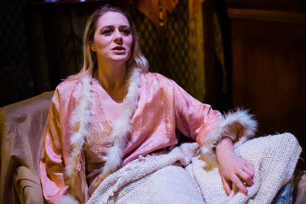 Elinor Jane Moran (OperaUpClose's La Traviata, Soho Theatre 2014)