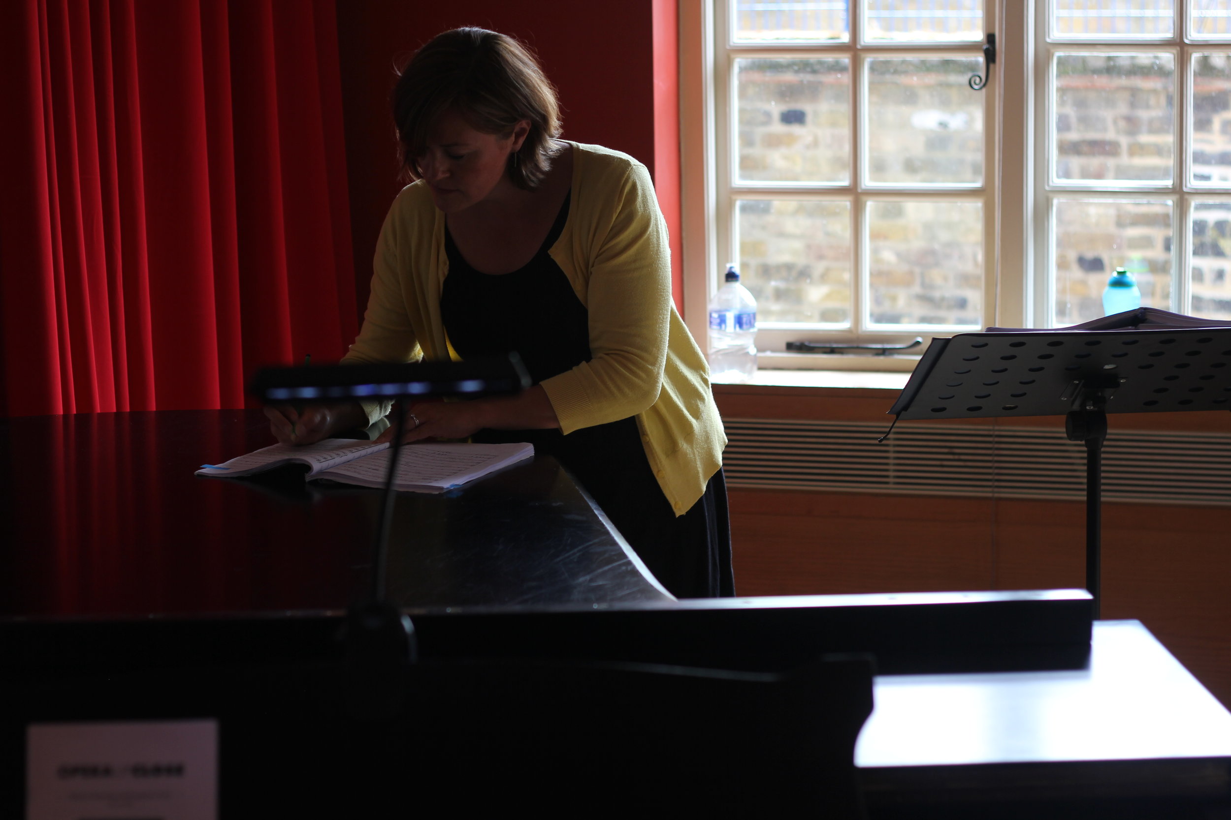 Maria Stuarda 2018: Louisa Ratcliffe (Anna)