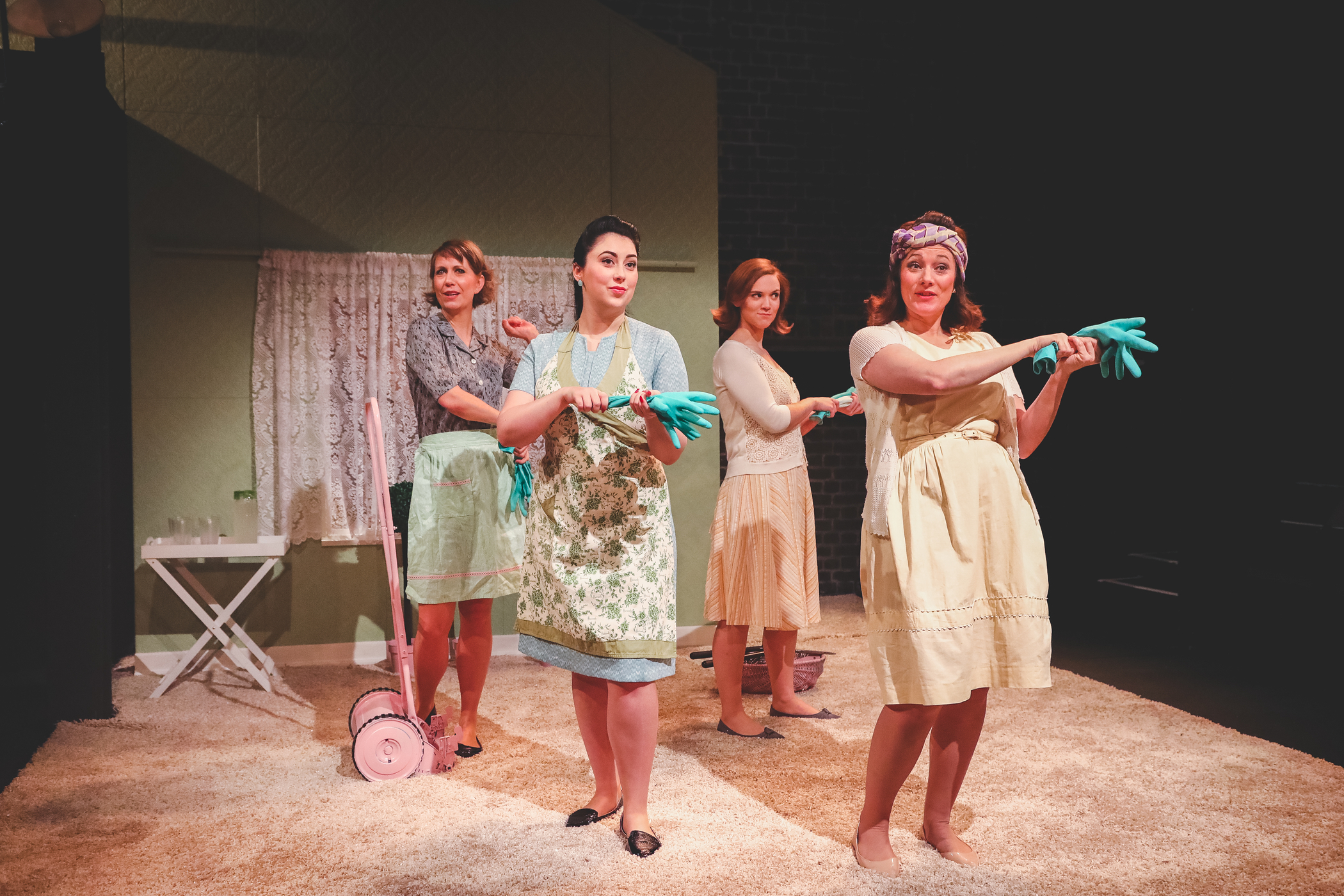 OperaUpClose. (Left) Flora McIntosh, Alexandra Stenson, Caroline Daggett, Kathryn Hannah. By Andreas Grieger..jpg